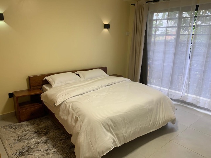 2-BEDROOM GUESTHOUSE FOR RENT - RUNDA