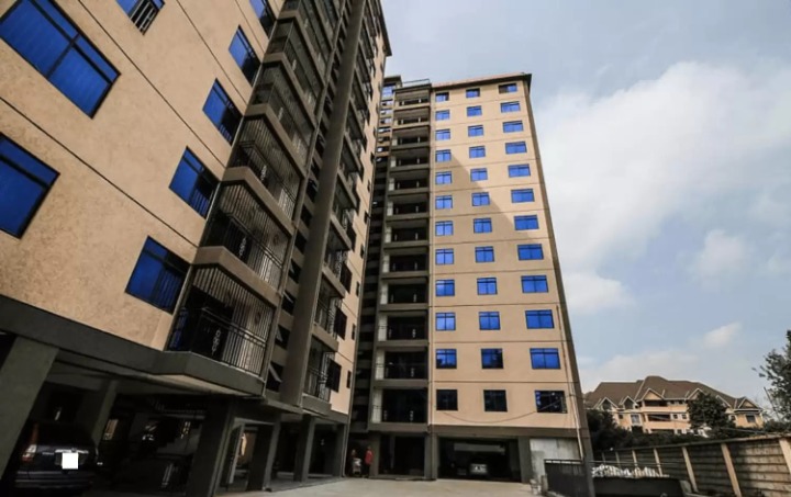 3 BEDROOM APARTMENT + SQ TO LET - LAVINGTON