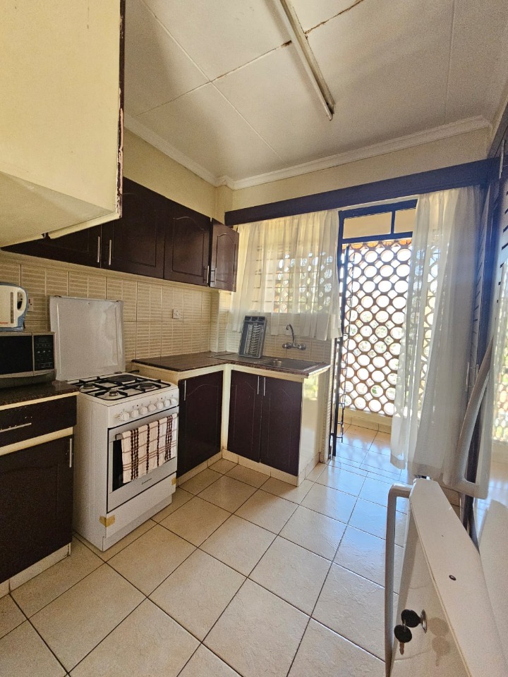 FURNISHED 2-BEDROOM APARTMENT FOR RENT - LAVINGTON