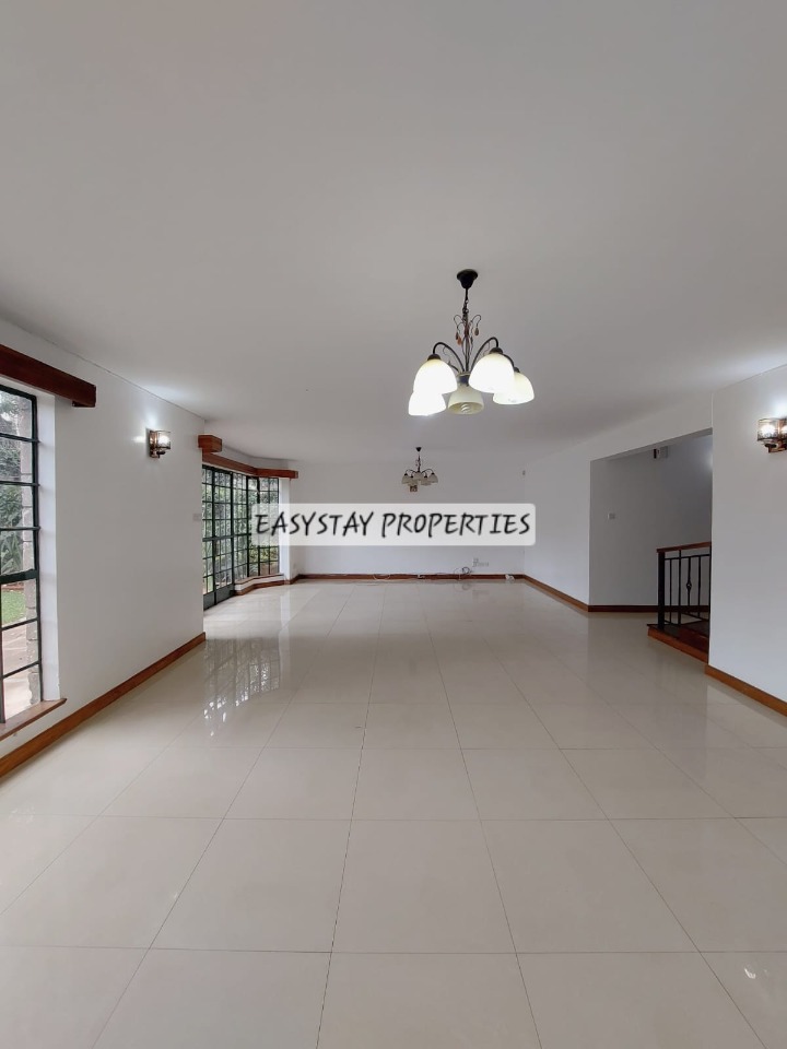 5 BEDROOM TOWNHOUSE TO LET - SPRING VALLEY