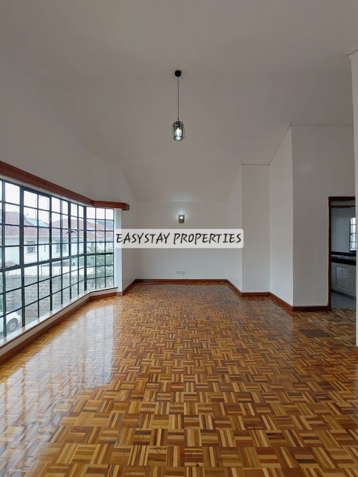 5 BEDROOM TOWNHOUSE TO LET - SPRING VALLEY