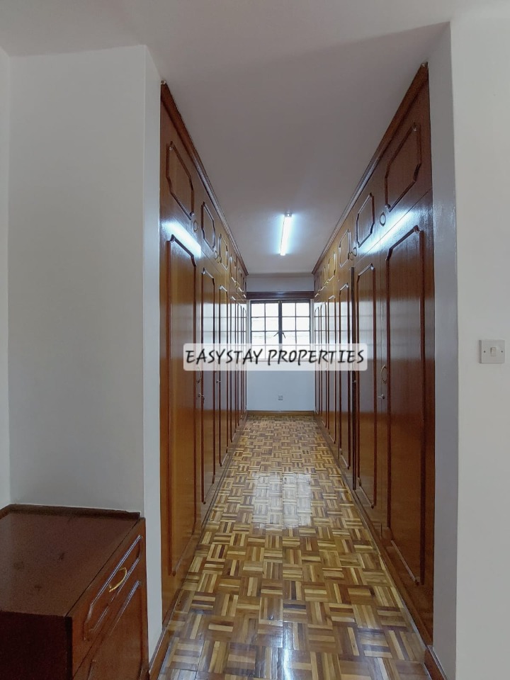 5 BEDROOM TOWNHOUSE TO LET - SPRING VALLEY