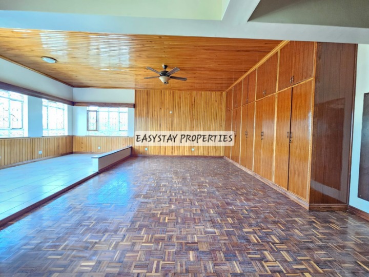 6-BEDROOM HOUSE TO LET - NYARI