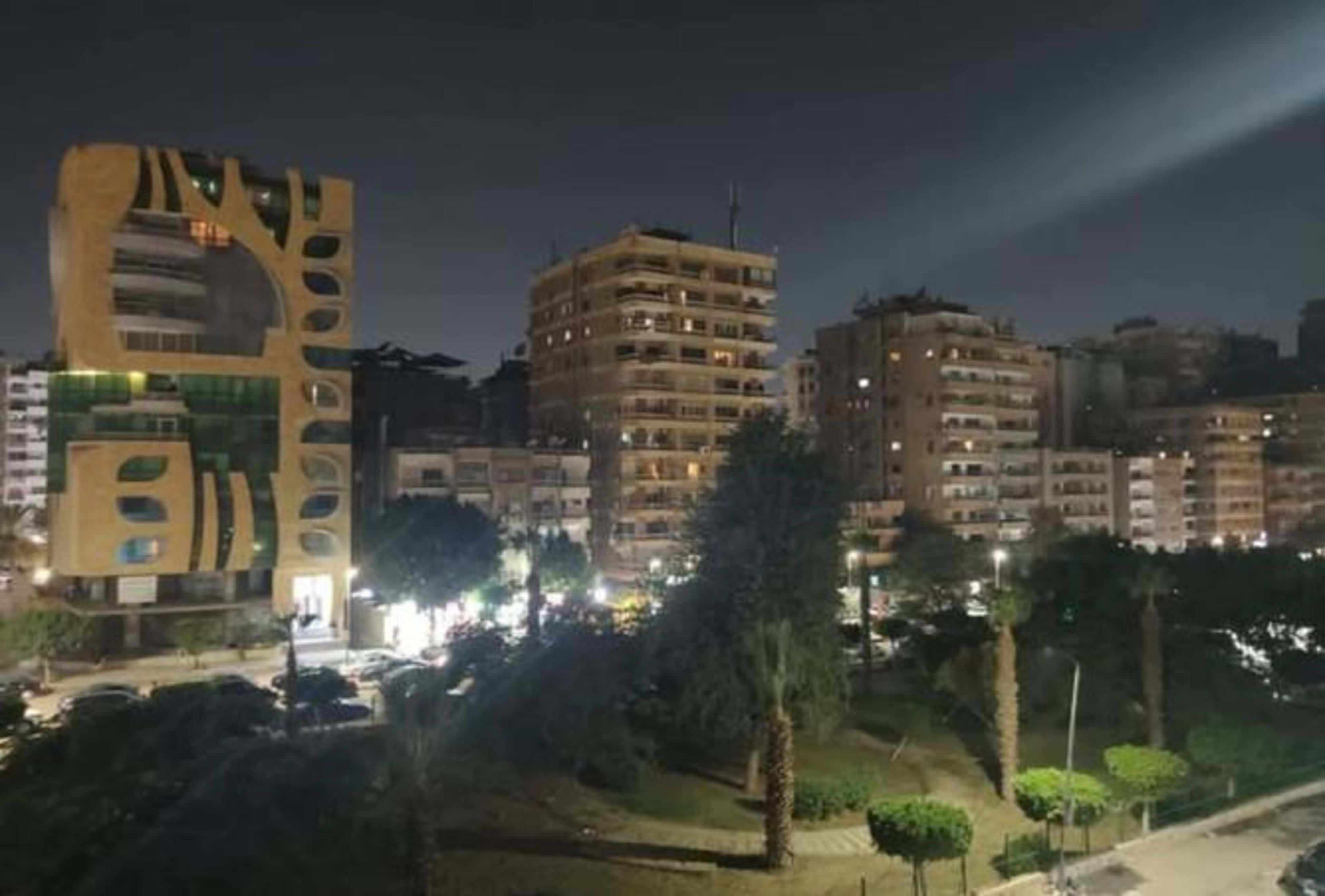 شقة للإيجار مفروش مكيفه3غرف2حمام فيو رائع 2