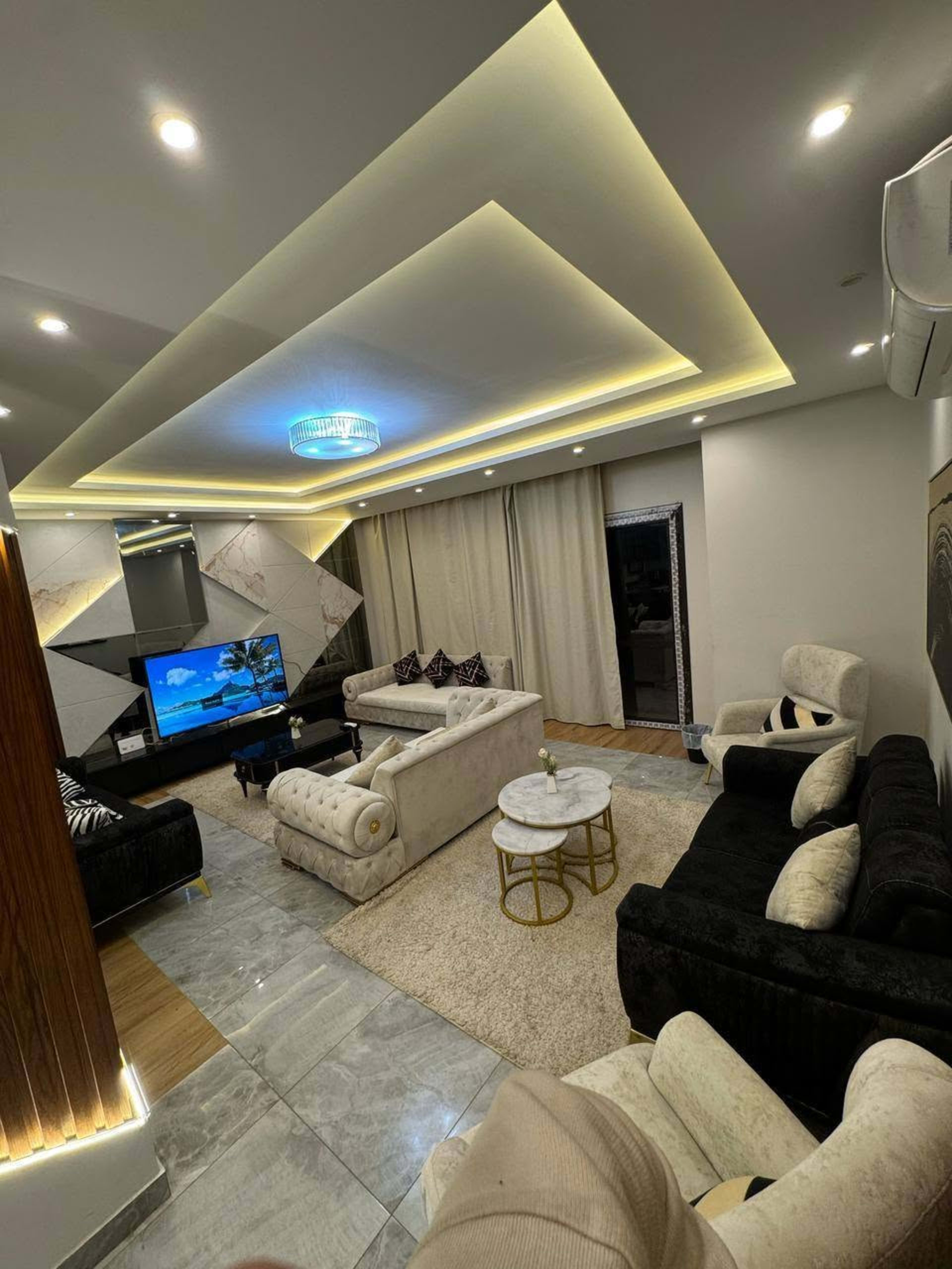 Furnished Apartment for Rent in Sheikh Zayed 4