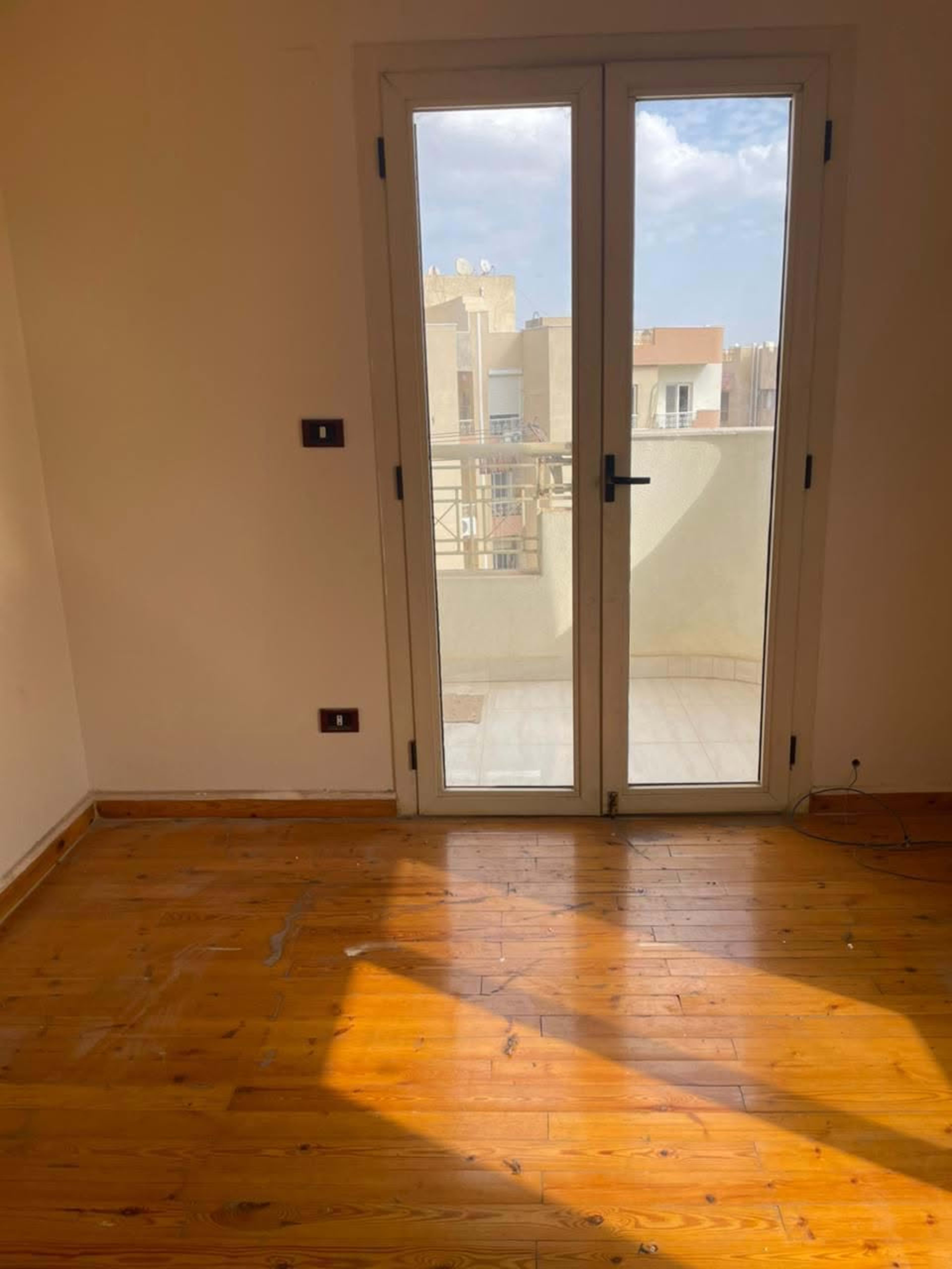 Fully Air-Conditioned 157 sqm Apartment for Rent in Opera City Compound 2