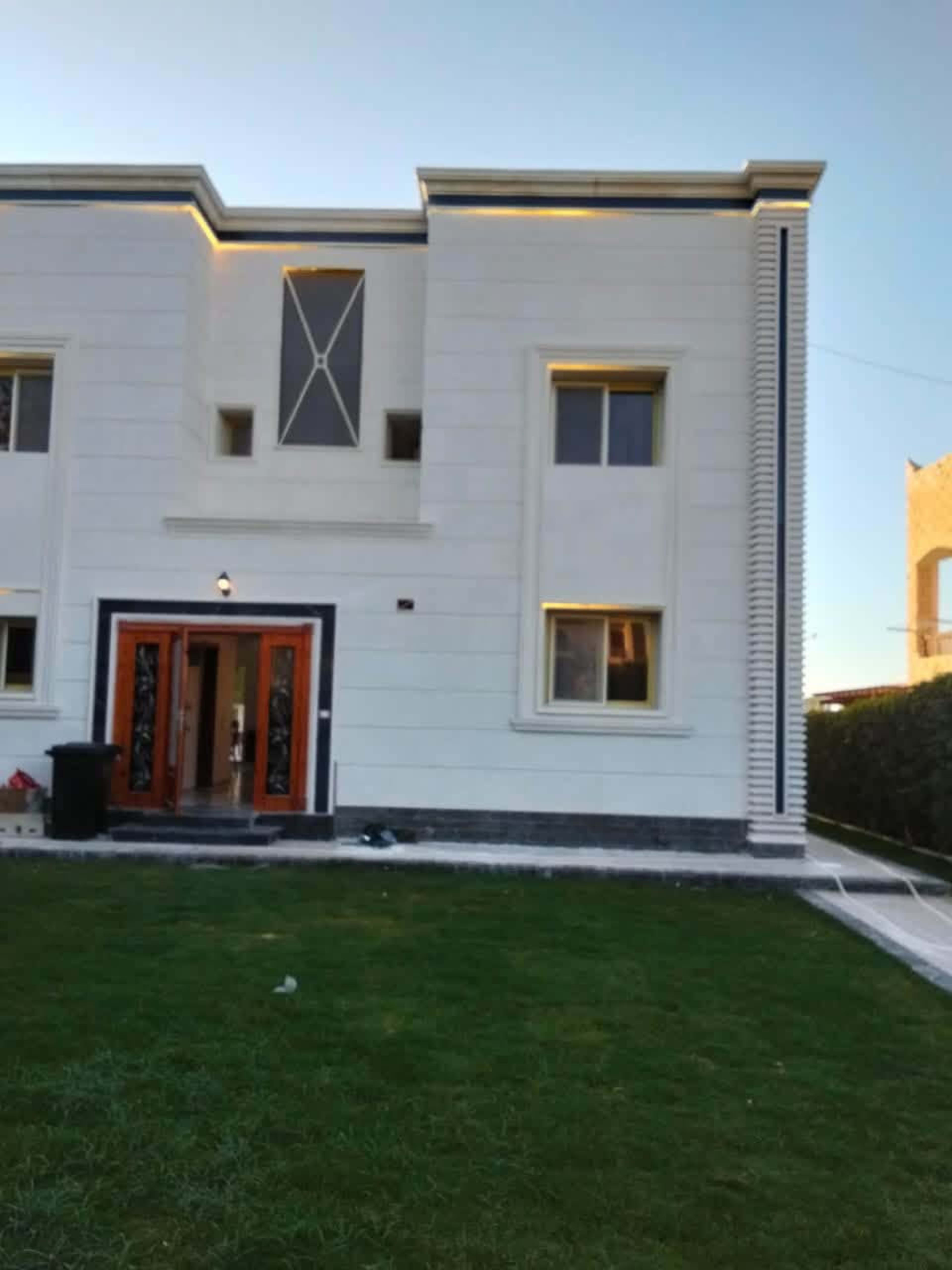 5-bedroom villa for rent in Marina 2 4