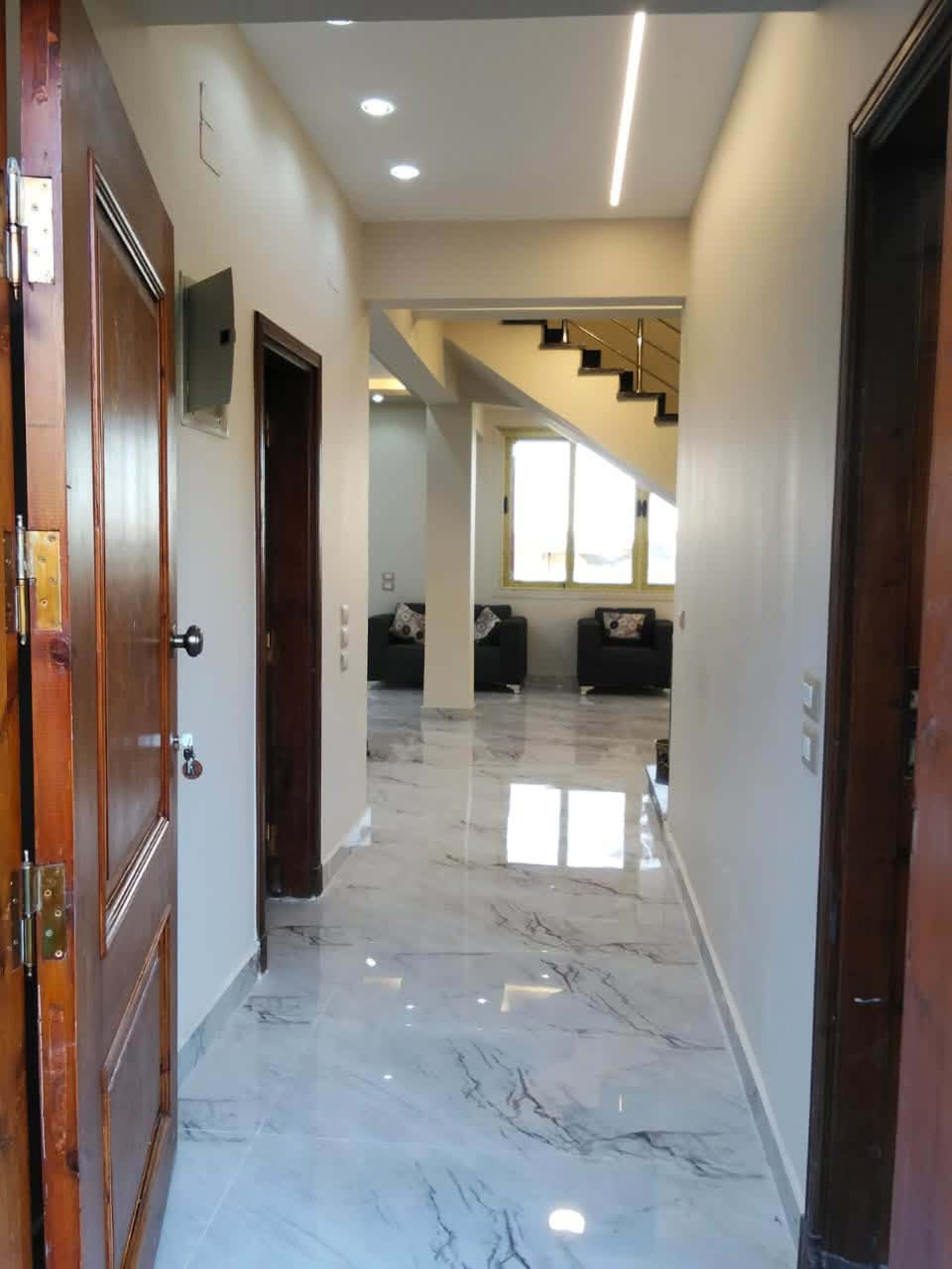 5-bedroom villa for rent in Marina 2 5