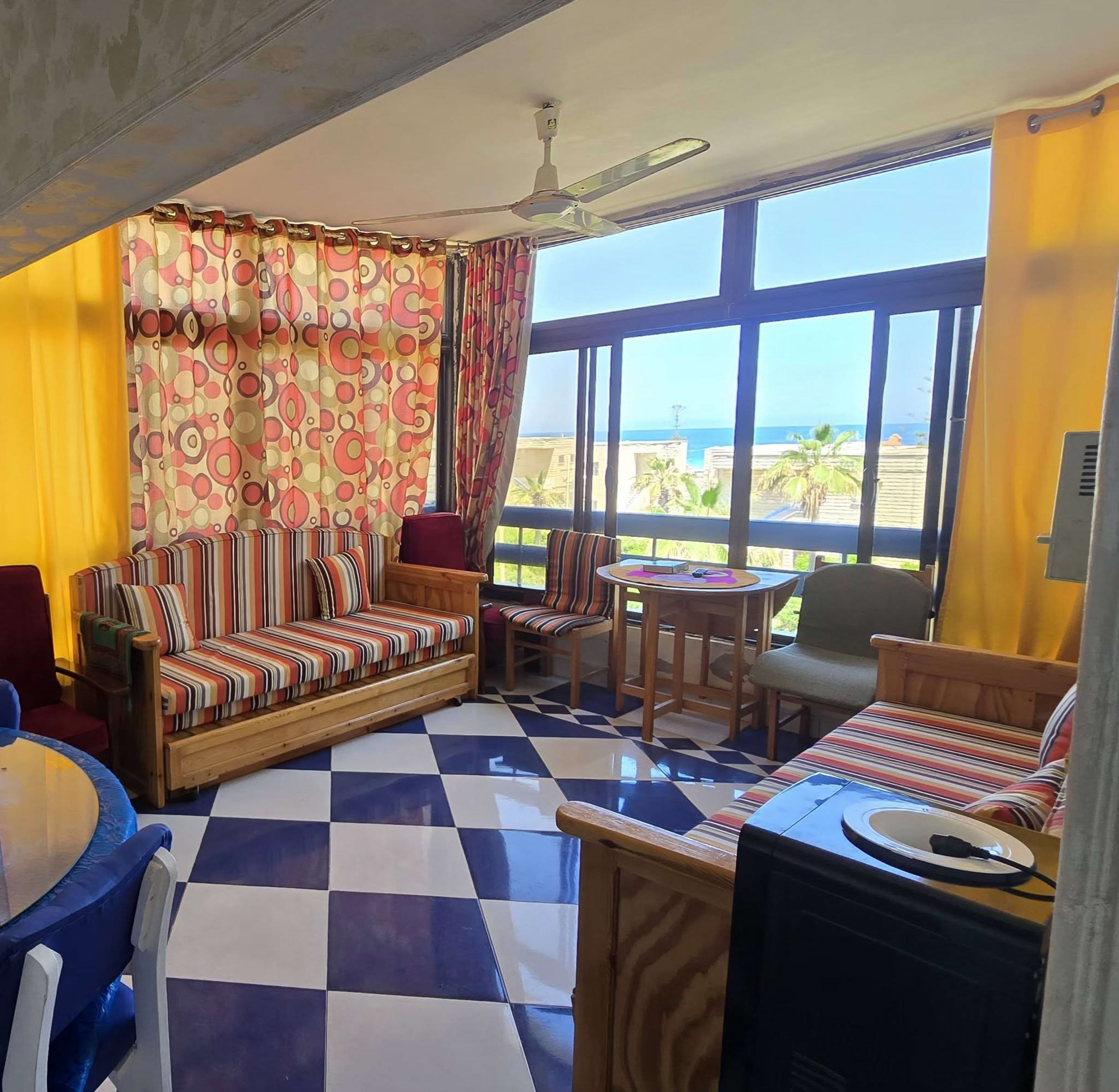 Chalet with 2 bedrooms for rent in Maraqia Village 3