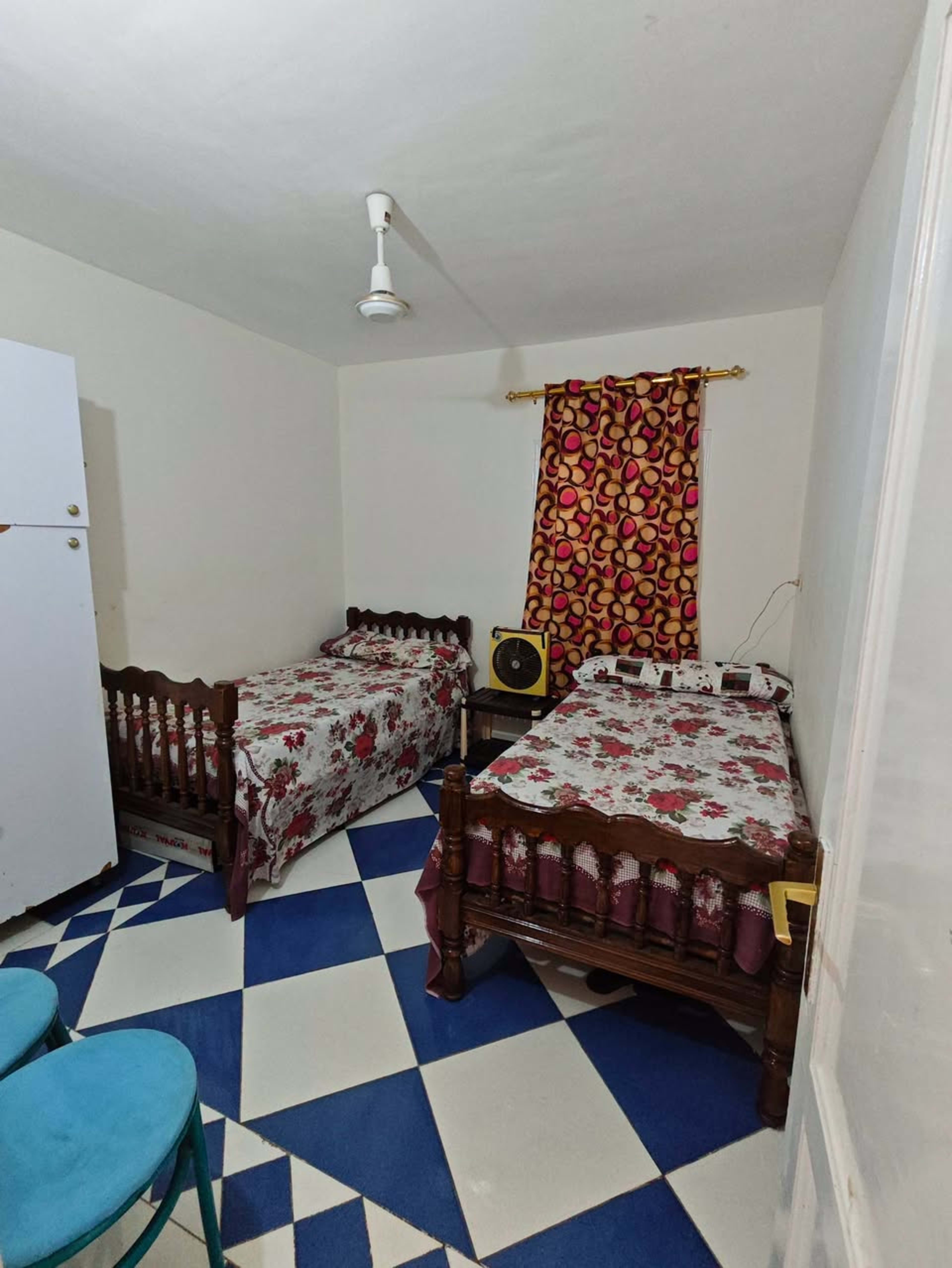 Chalet with 2 bedrooms for rent in Maraqia Village 4