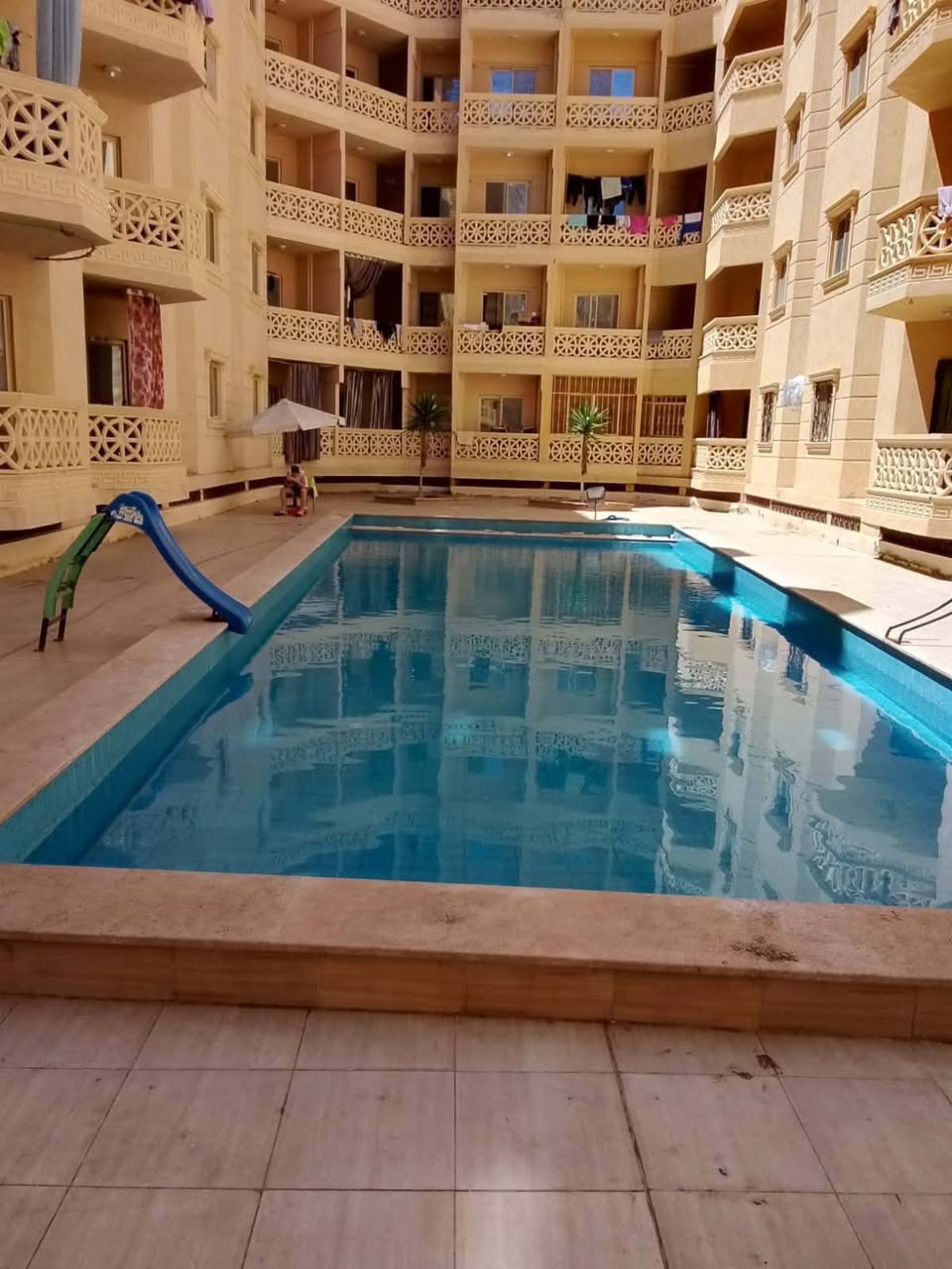 Furnished apartment for weekly rent in Awam Beach 3