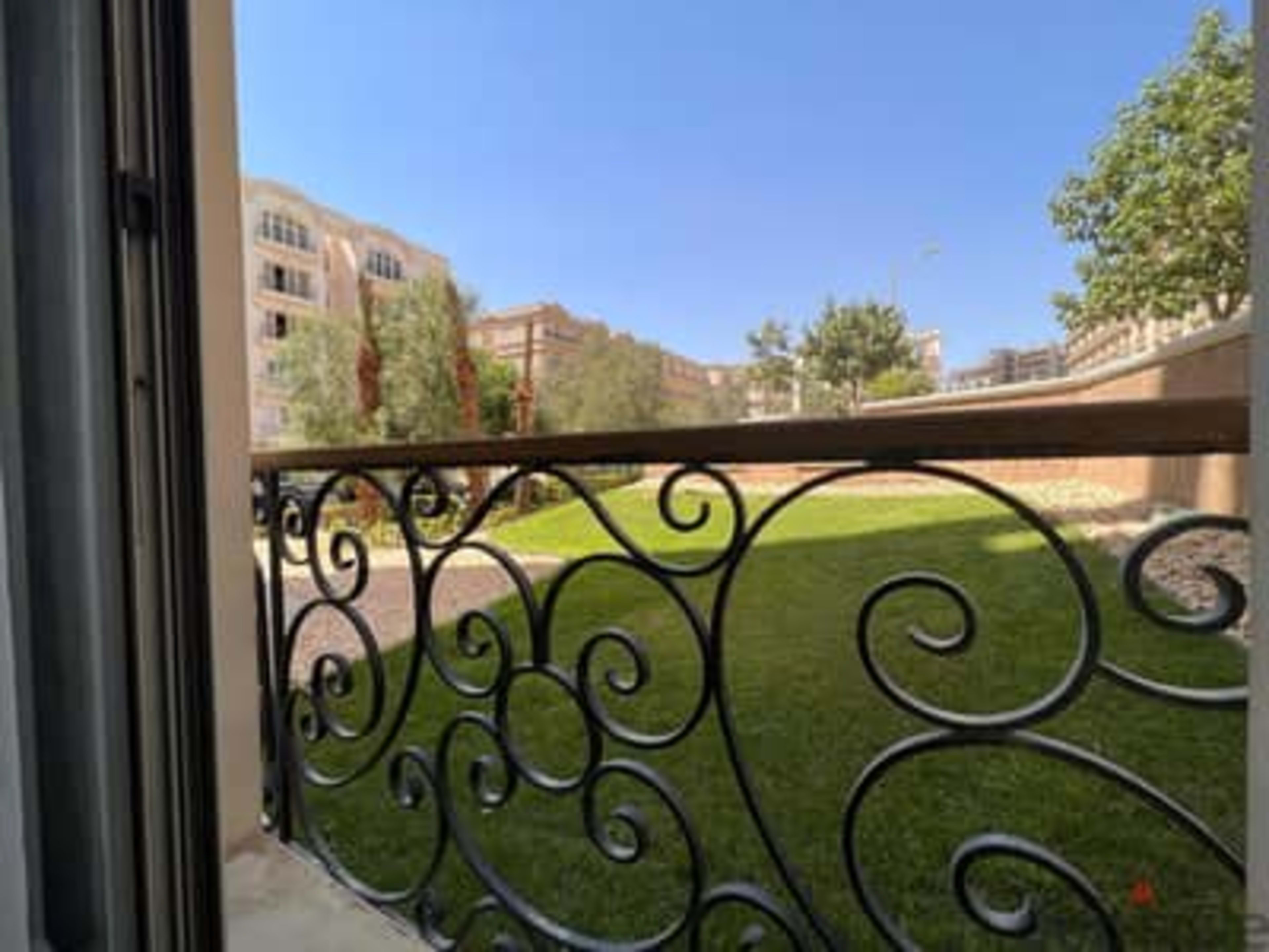 Luxurious furnished studio hyde park - ستديو مفروش سوبر لوكس هايد بارك 7