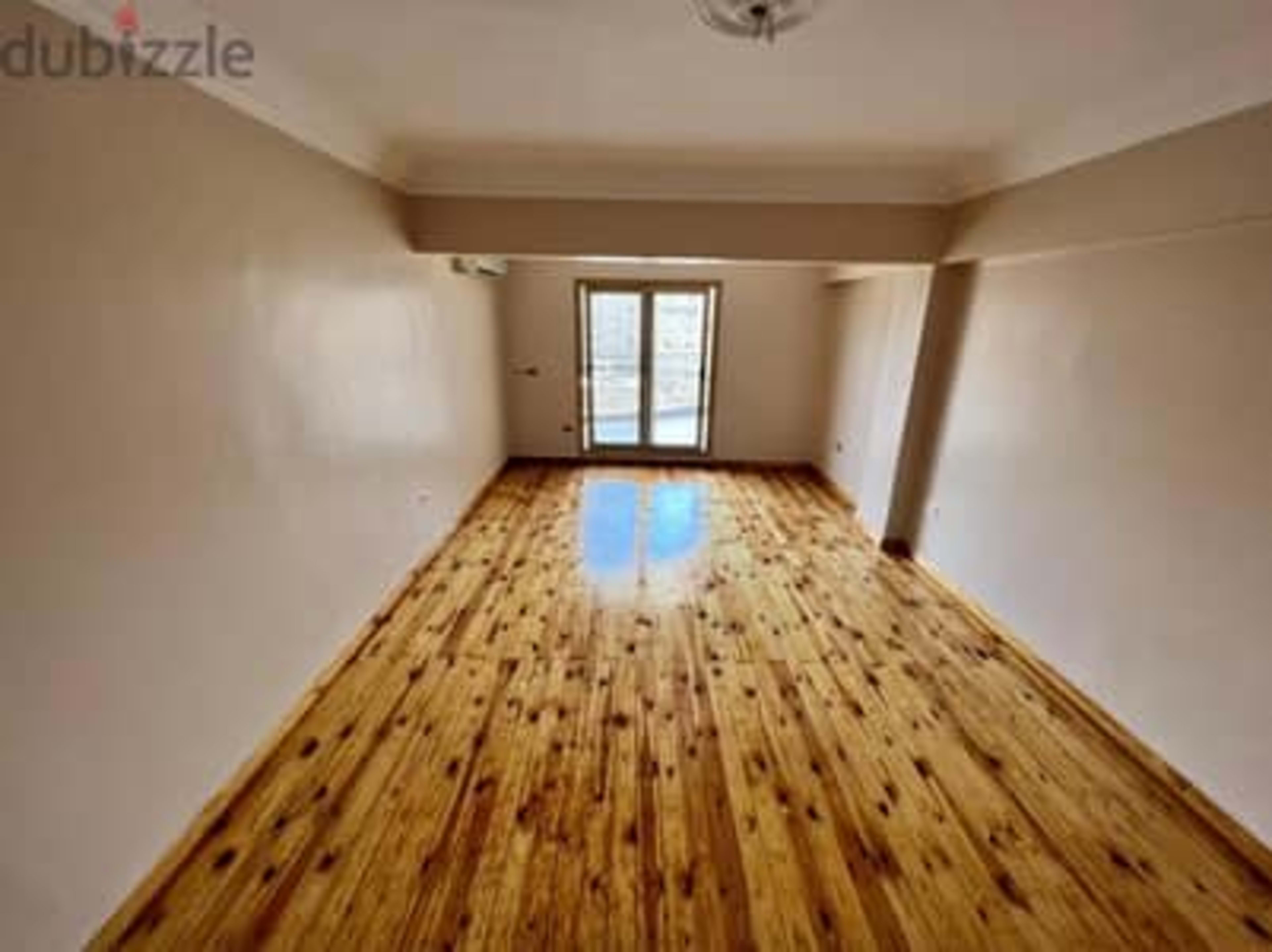 فيلا لهواة الفخامة والسكن الراقى بميدان زييزينيا شارع أبوقير 4