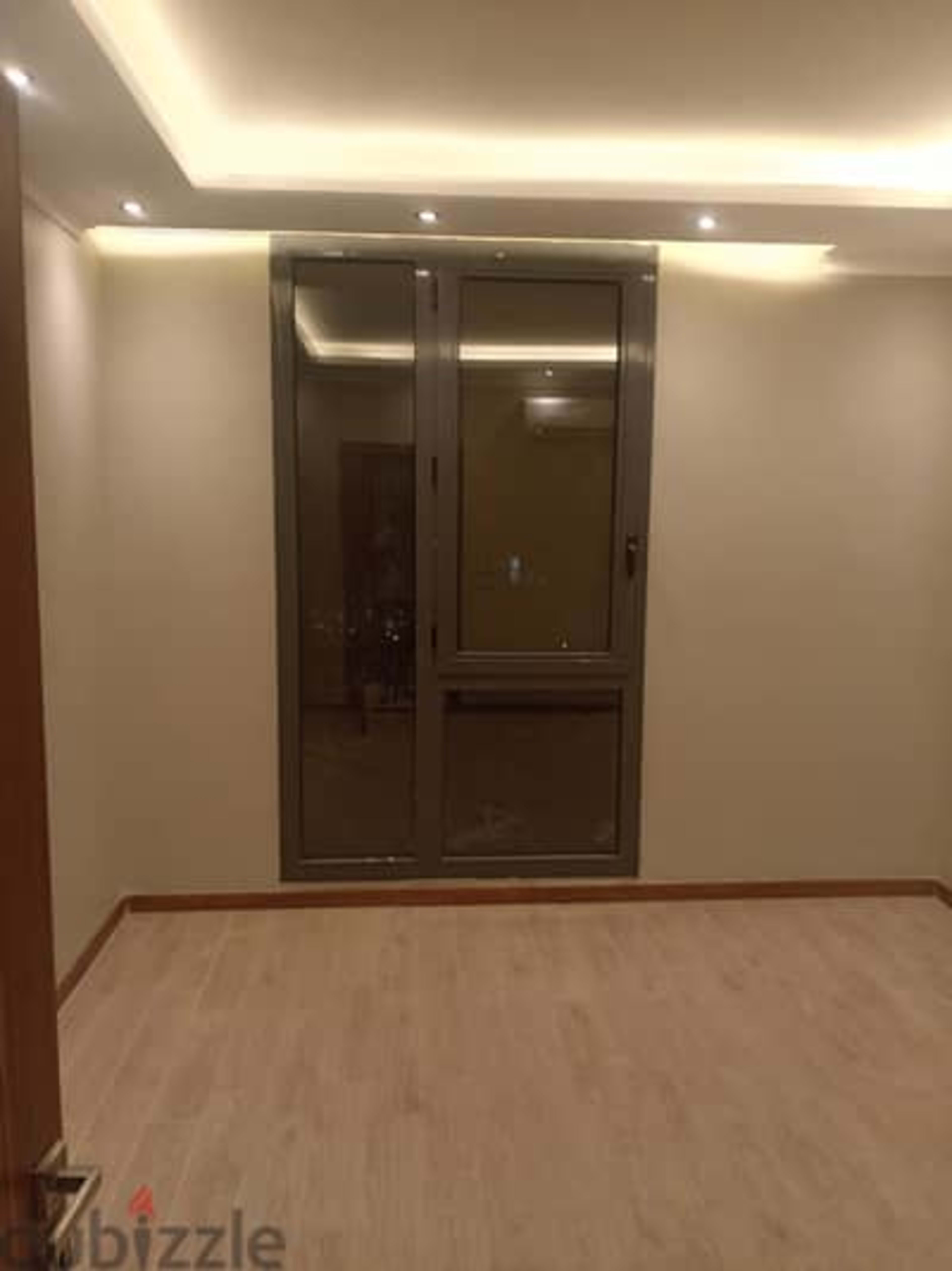 Apartment for rent with Kitchen 5