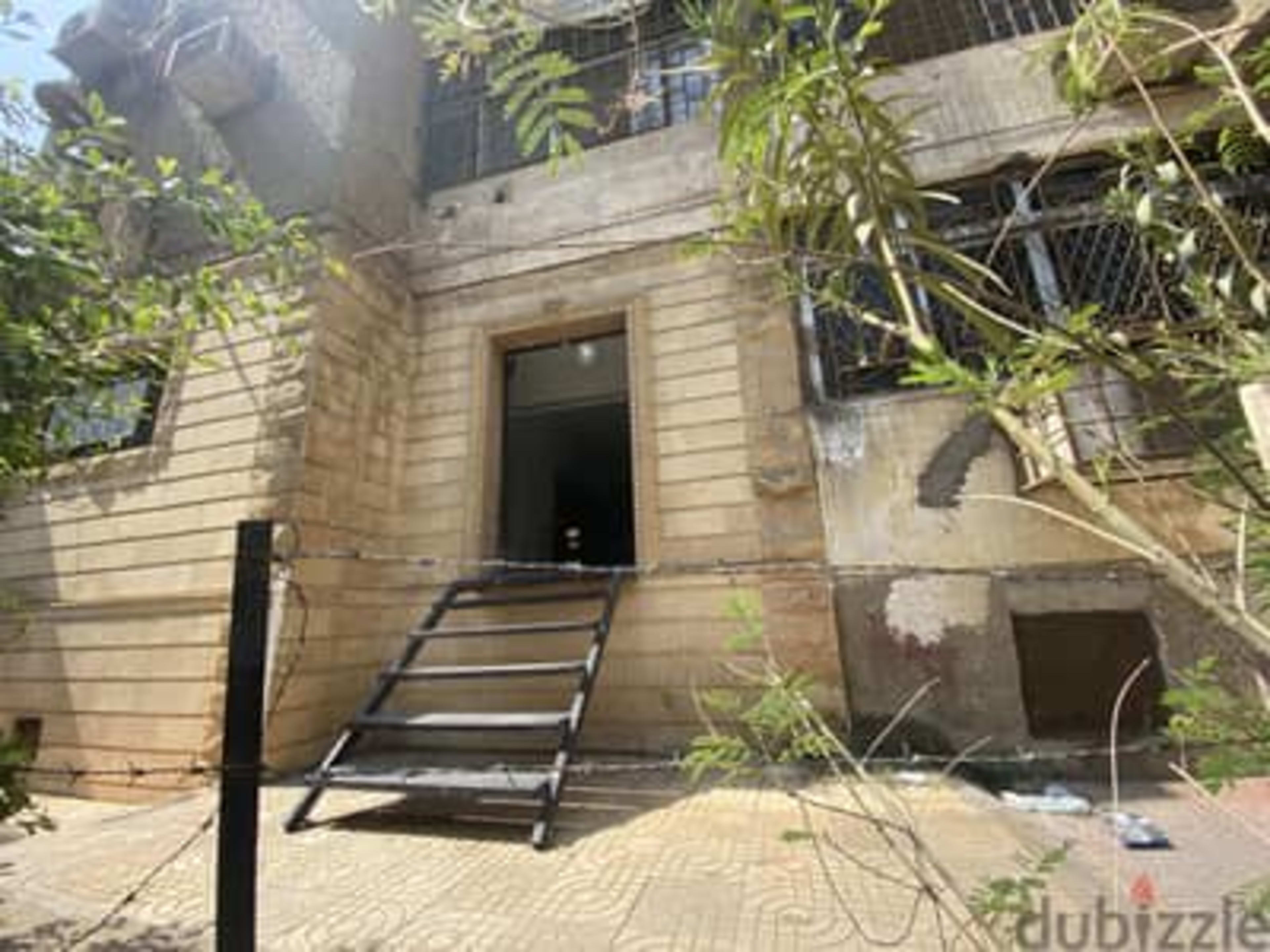 شقة للإيجار تصلح عيادة – شارع مصطفى النحاس الرئيسي 1