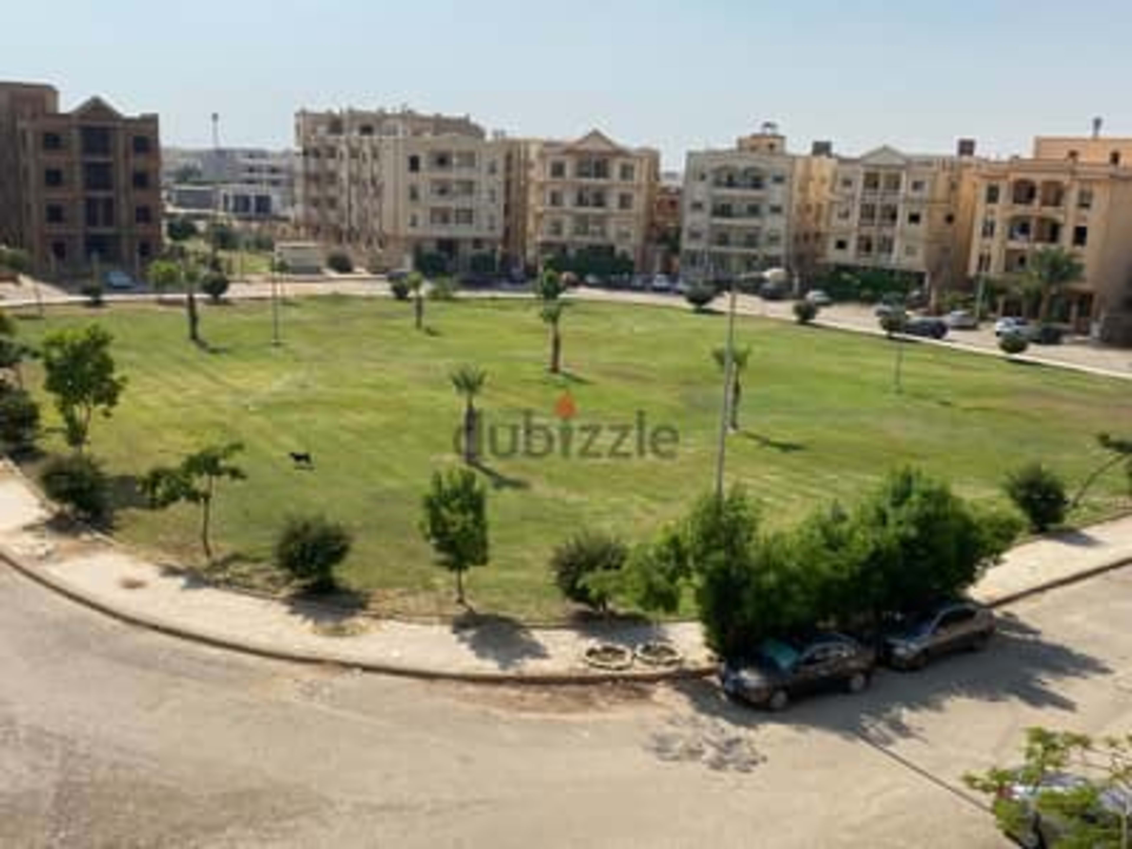 شقة للايجار فى المنطقة التاسعة الشروق 5