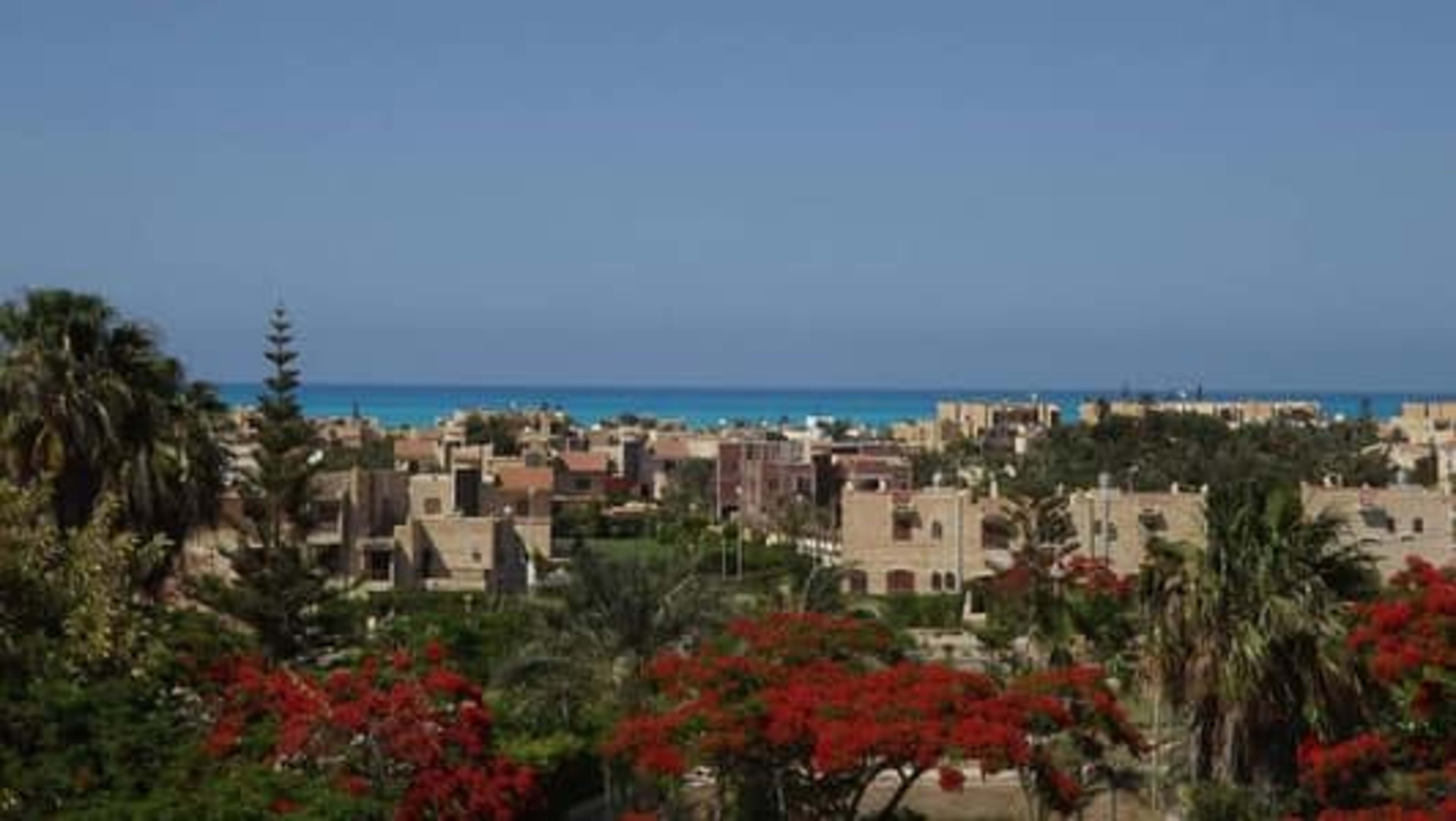 مارينا ترى البحر 4
