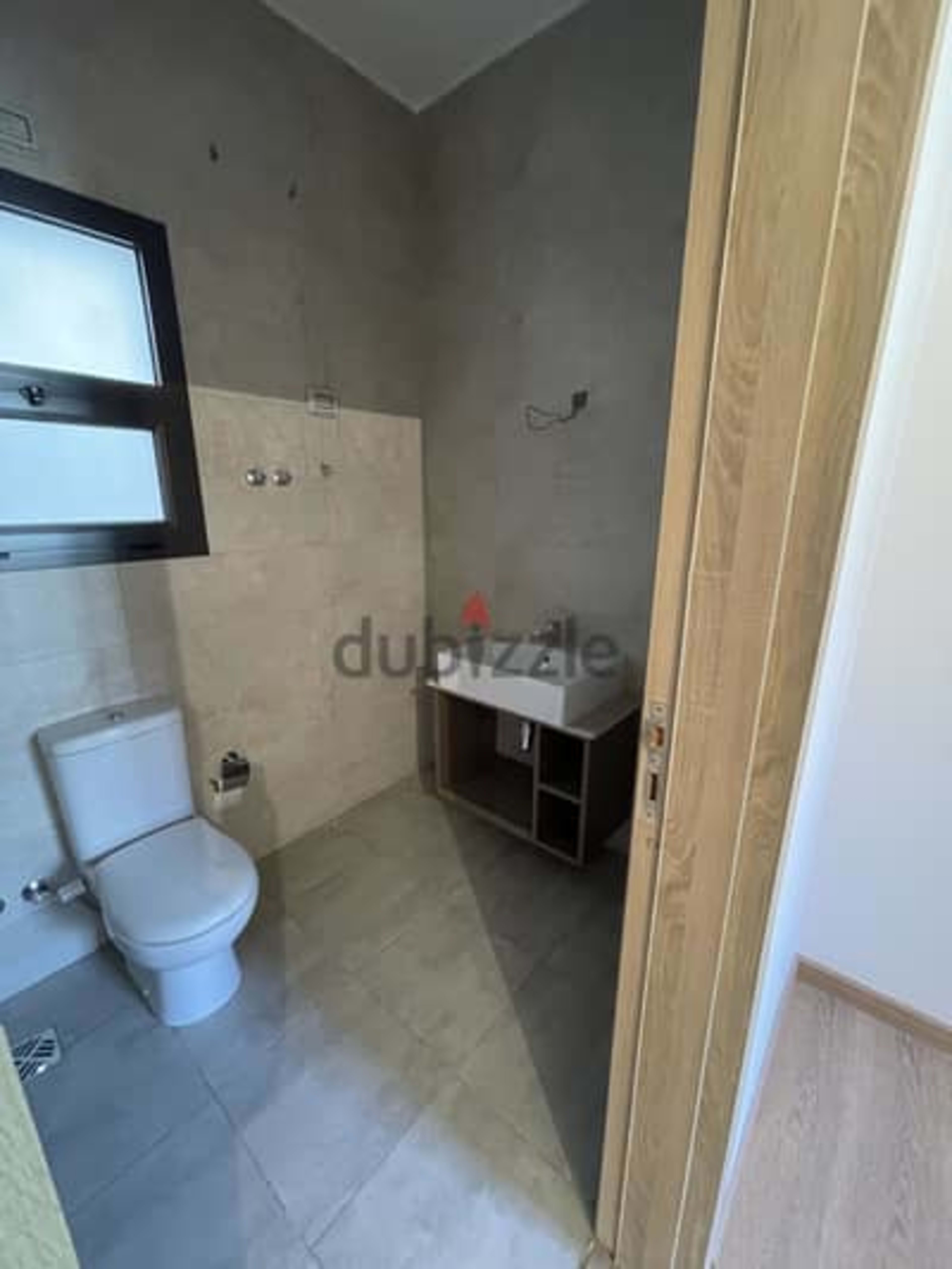 Fifith square apartment for rent 6