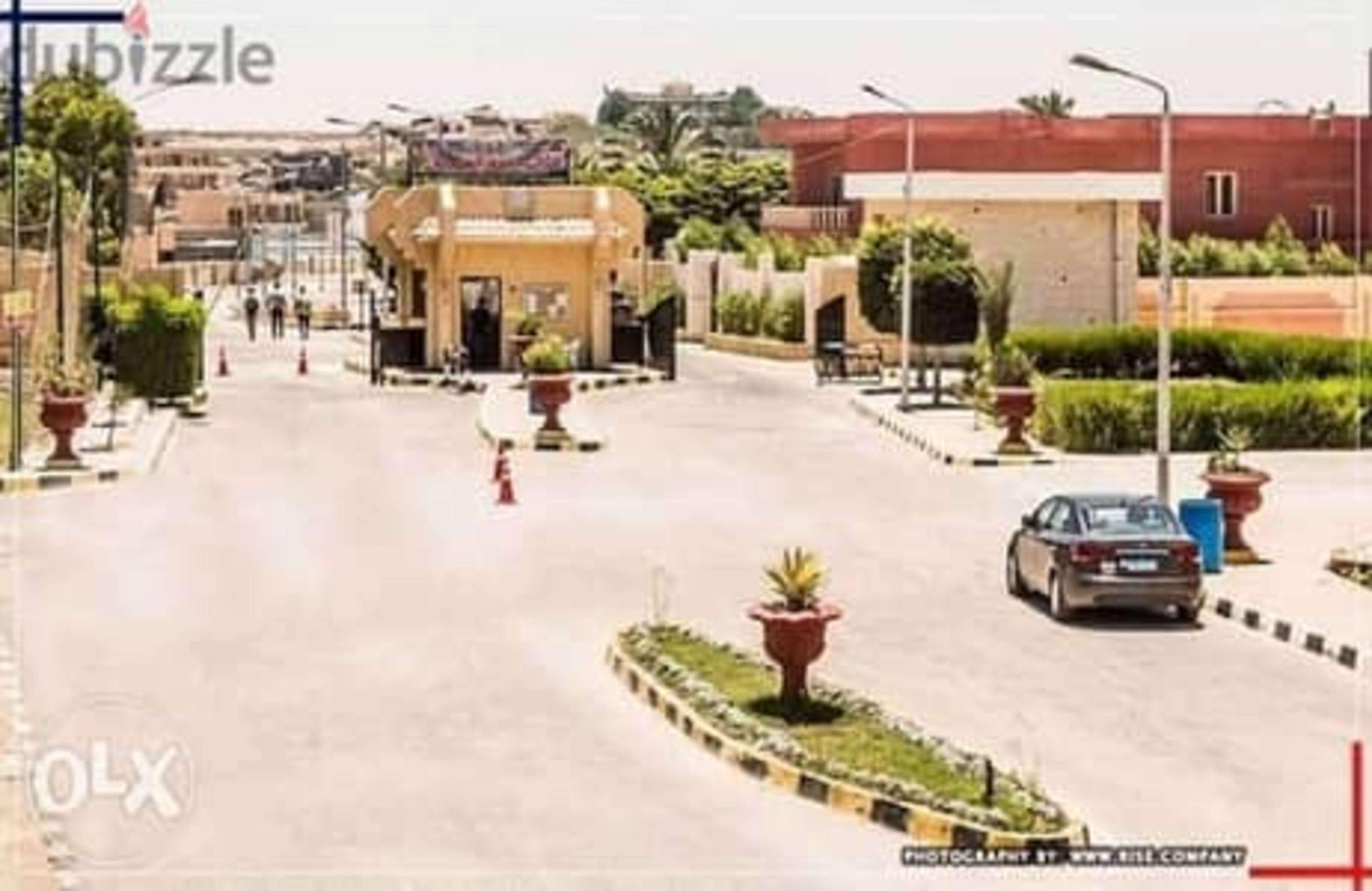 للايجار بساحل قرية ش الفيروز ك38 به شاطي وبسين شاليه مكيف صغير بحديقه 10