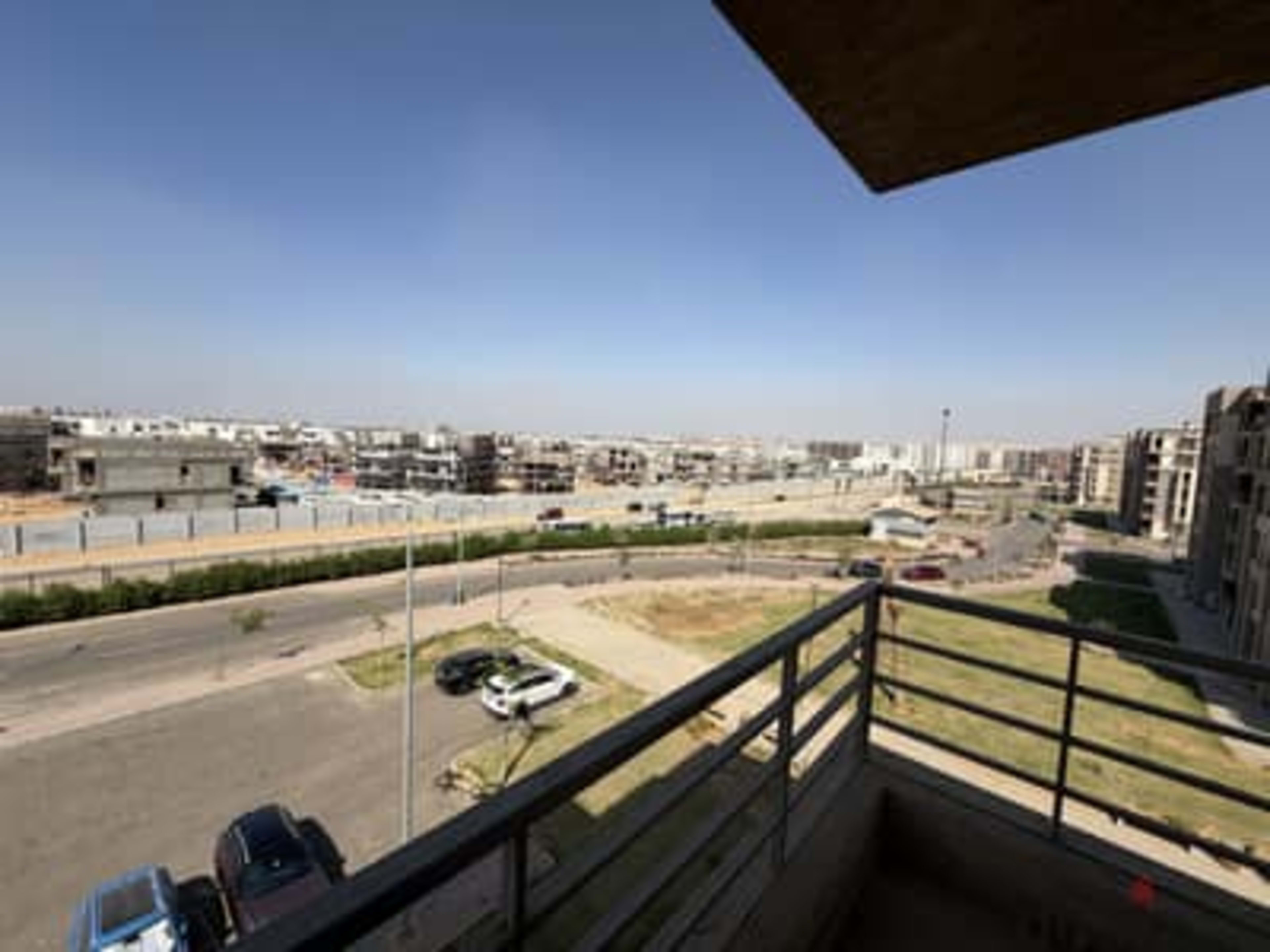 للايجار بالشيخ زايد كمبوند جنة زايد 3