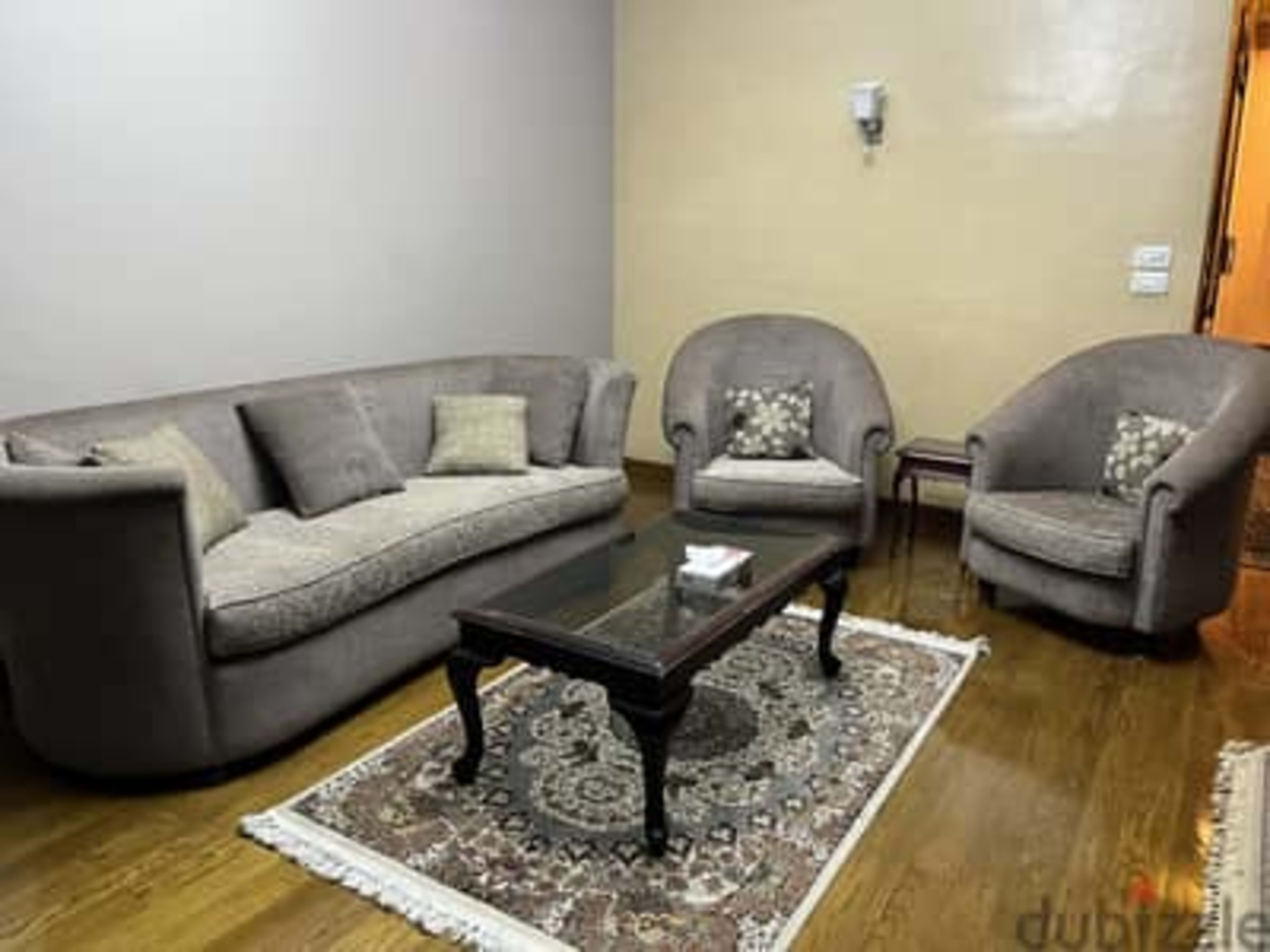 Elegant & spacious 3BR furnished apartment, the most sought-after area 2