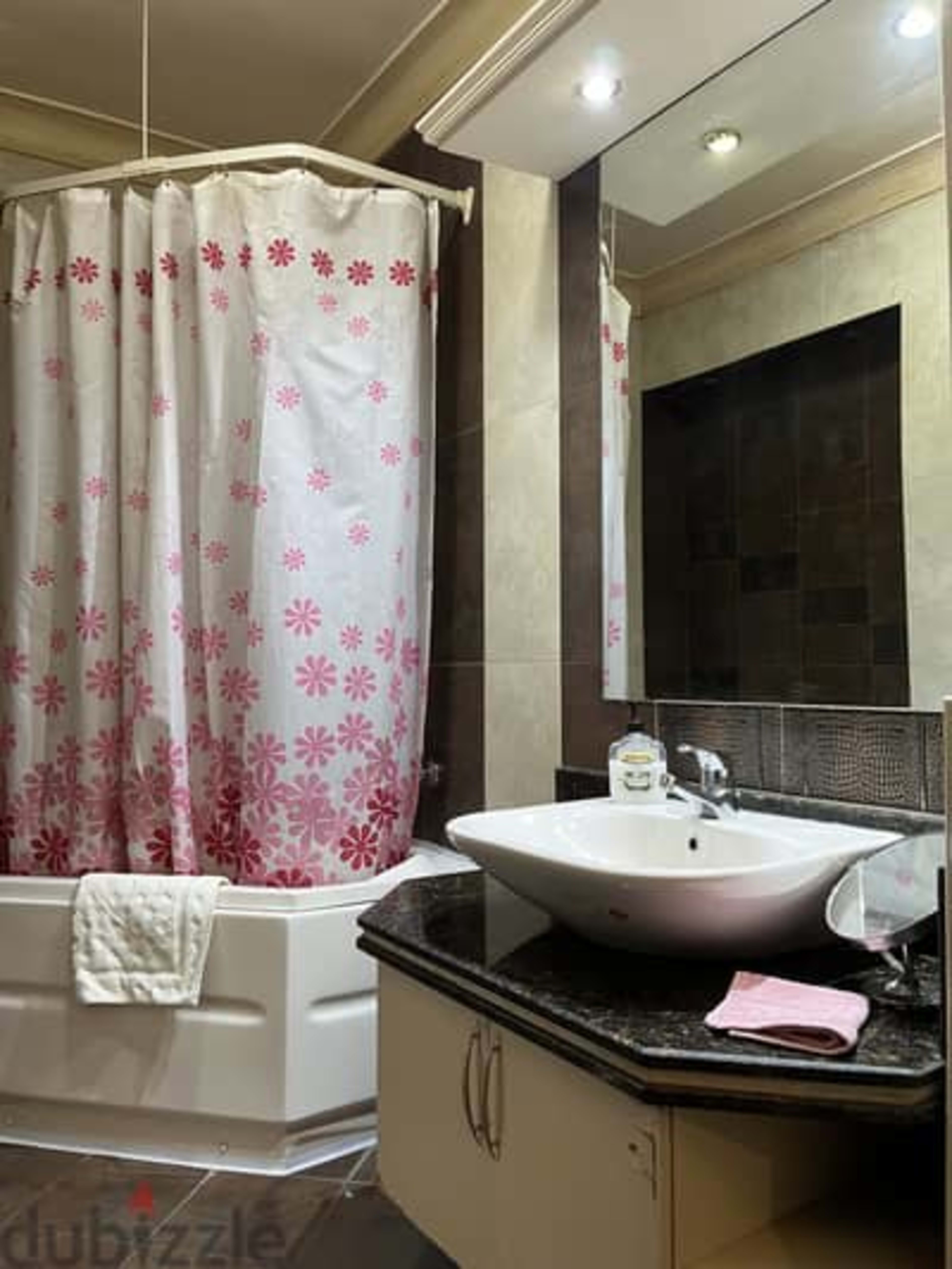 Elegant & spacious 3BR furnished apartment, the most sought-after area 10