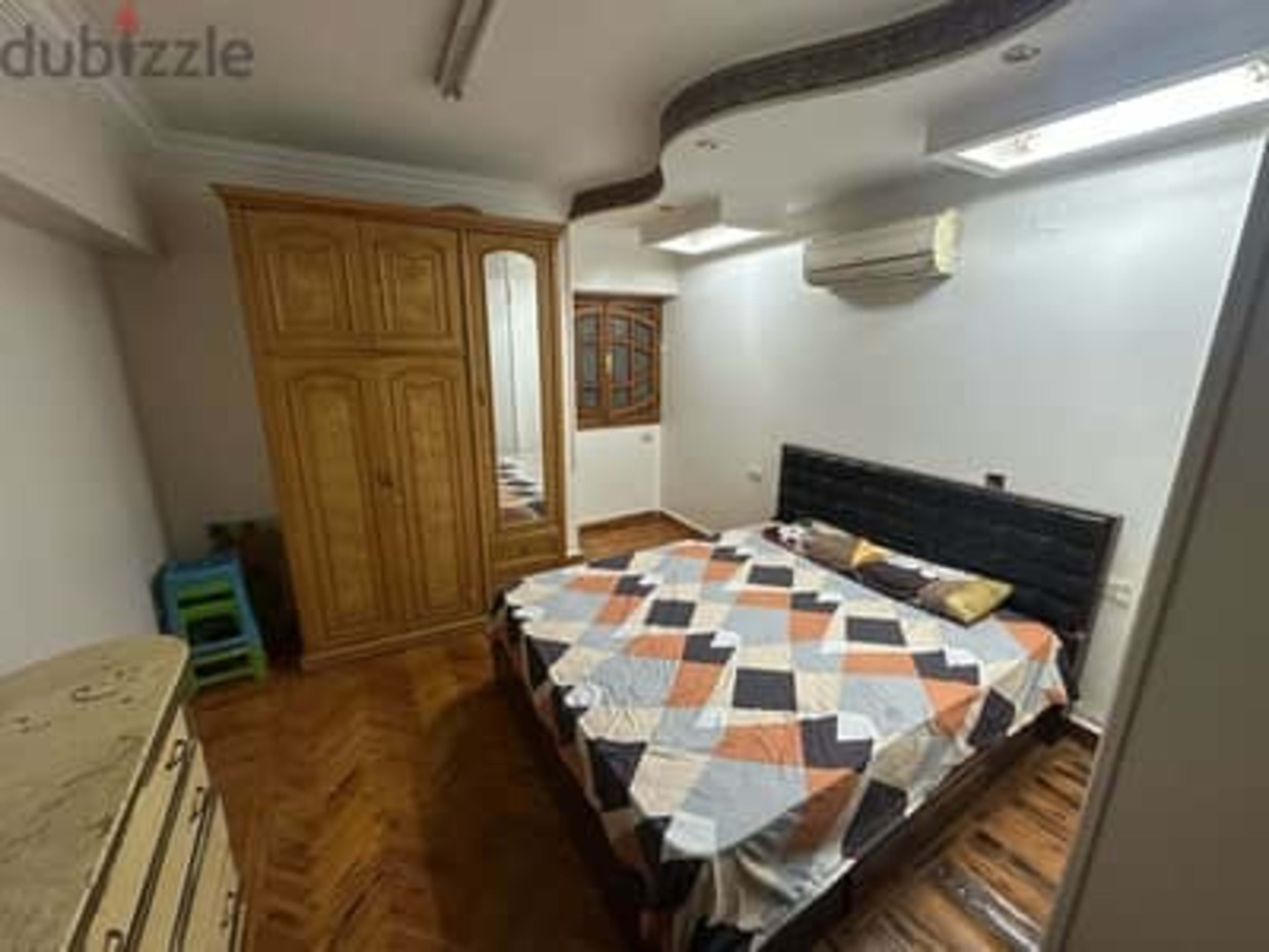 شقة سكنية للإيجار بالزيتون 4