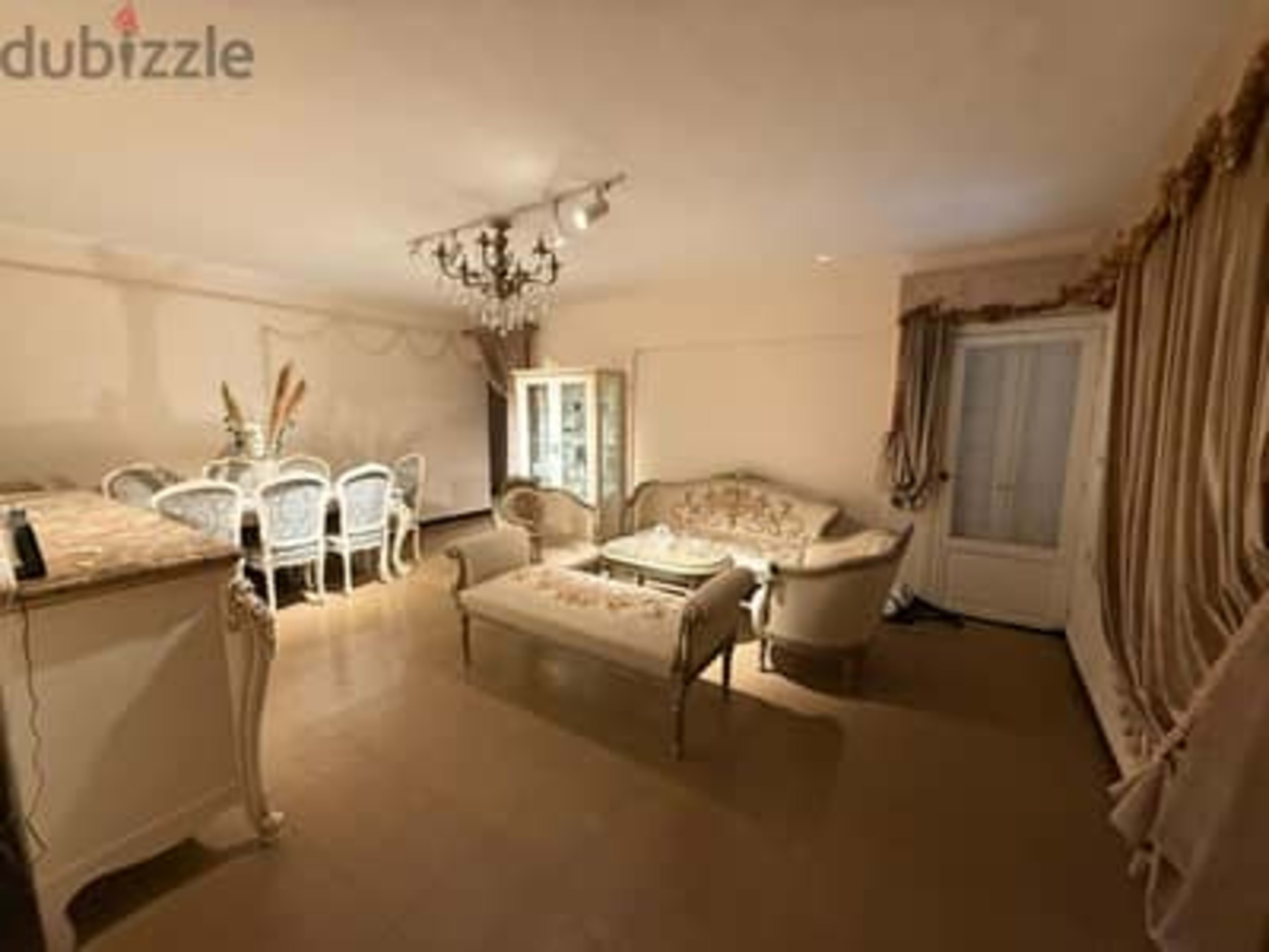 للايجار السنوي شقه 150 متر 3 غرف عمارات الضباط مصطفي كامل 3