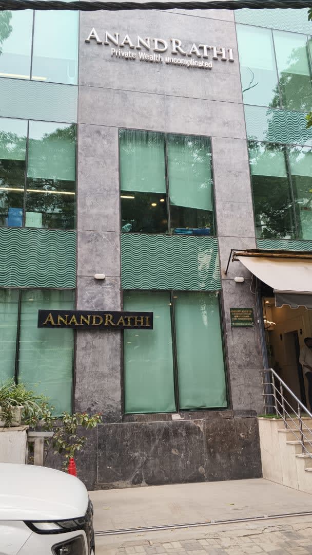 Defence Colony Commercial Property