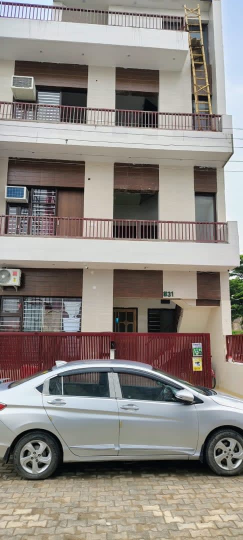 2BHK 1rst Floor FULLY FURNISHED bungalow for rent sector 115 Mohali