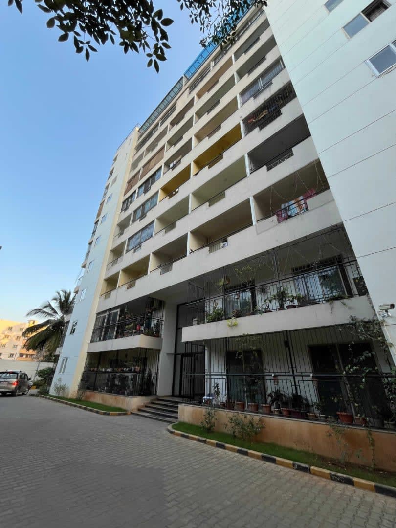 Fully Furnished Apartment Available in JP Nagar 9th Phase, Bangalore!