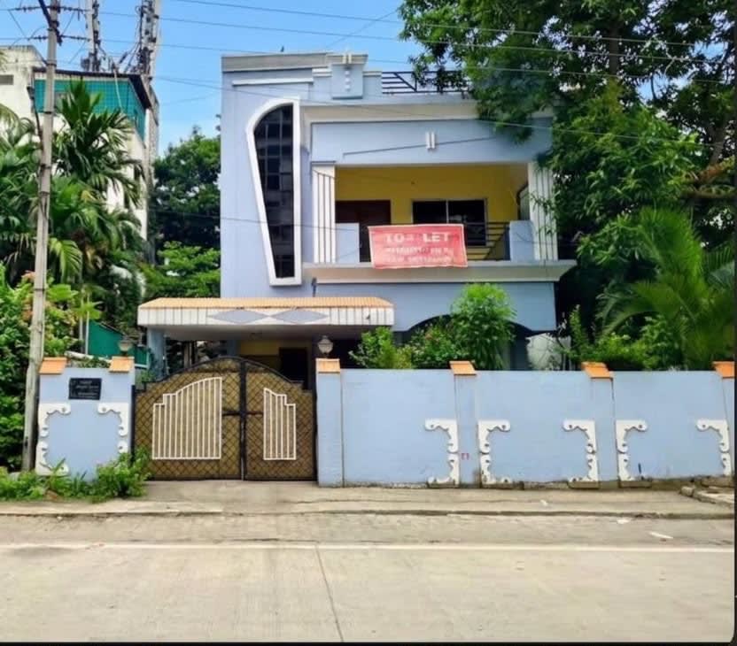 3 BHK whole first floor swawlambi Nagar