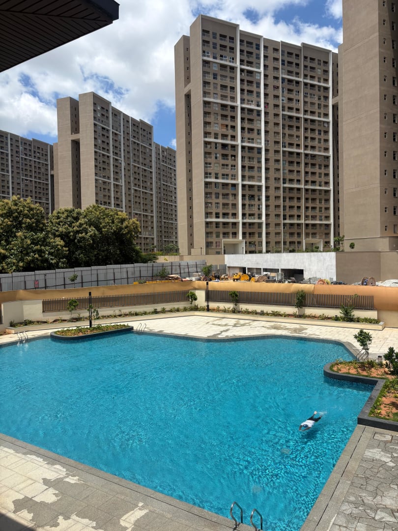 Spacious brand new, never occupied 2 bhk flat with 3beautiful landscape views balconies in Sobha dream garden, tannisandra, bangalore.