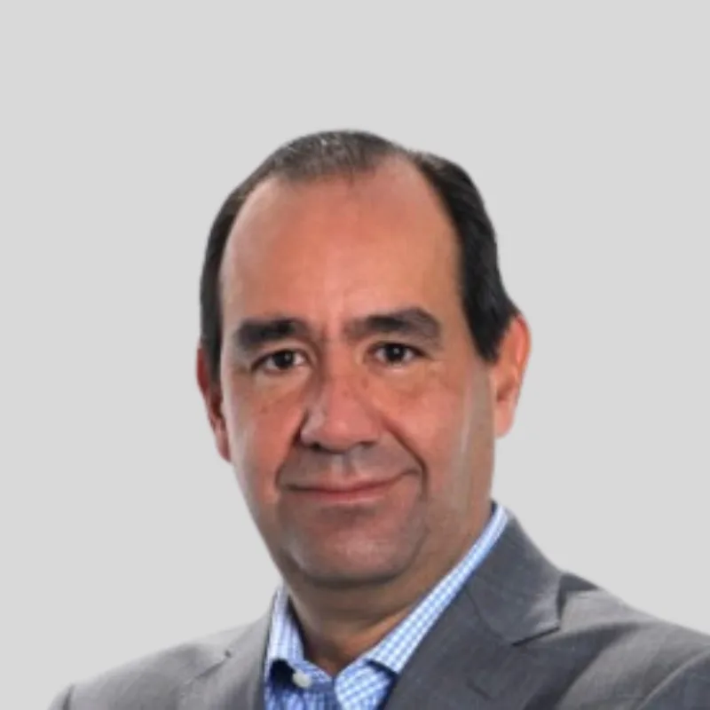 Antonio Escalona Headshot