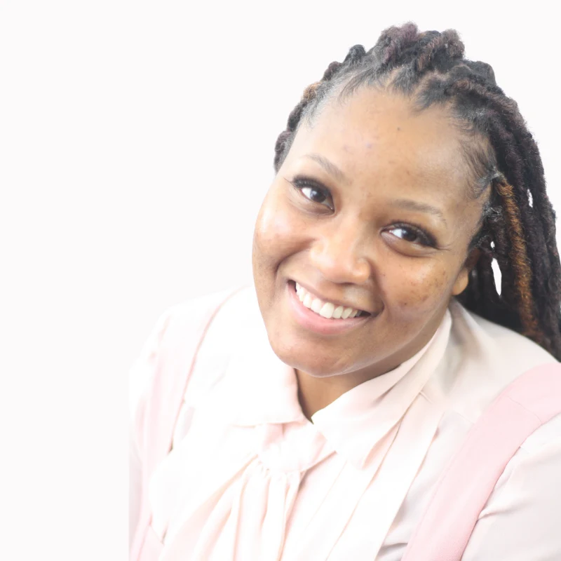 Ebony Oliver Headshot