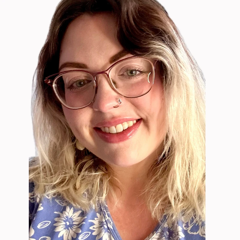 Rebecca Osborne staff photo