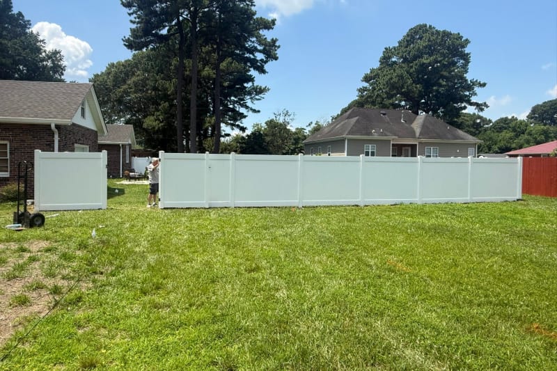 Privacy fence installation in Chesapeake VA by Kempsville Fence — photo 3