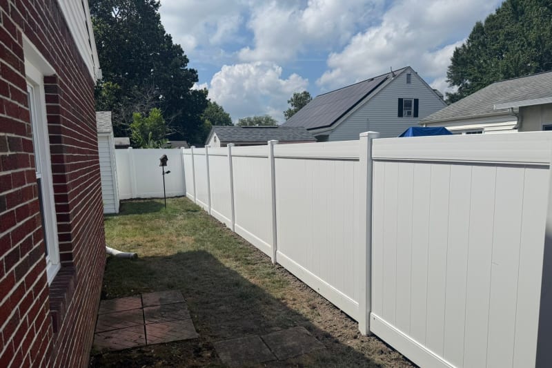Vinyl privacy fence in Kempsville Virginia Beach VA by Kempsville Fence — photo 2
