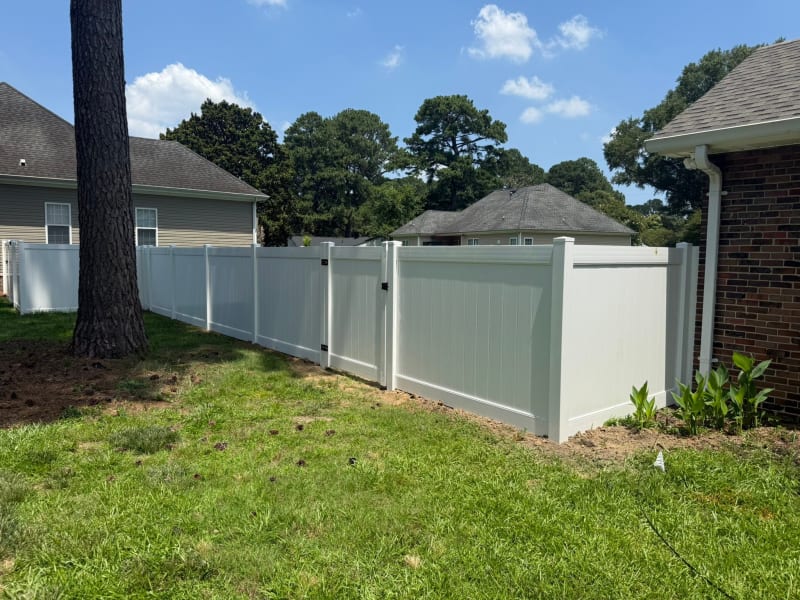 Solid privacy vinyl fence by Kempsville Fence in Virginia Beach VA