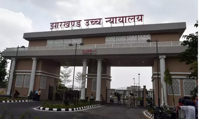 Municipal elections: रांची। झारखंड में नगर निगम और नगर निकाय चुनाव नहीं कराए जाने के मुद्दे पर झारखंड हाईकोर्ट ने