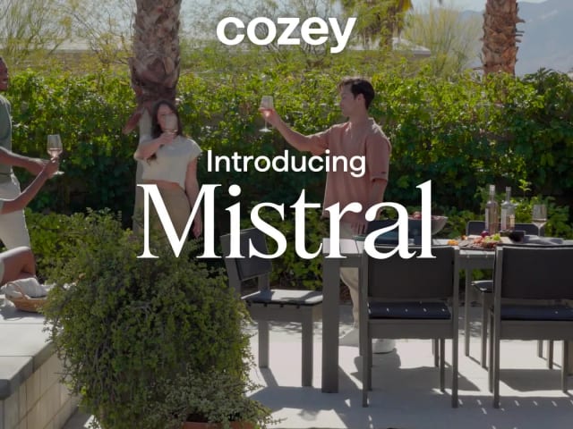 Video showcasing various Mistral sofas and sectionals.