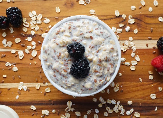 Overnight Oats with Yogurt