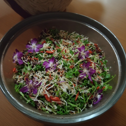 Yum Dok Khae (Sesbania Flower Salad)
