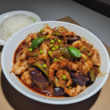 Pad Cha Talay (Spicy Seafood Stir-Fry)