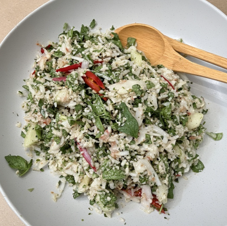 Yam Samun Prai (Northern Herbal Salad)