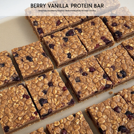 Berry Vanilla Protein Bar
