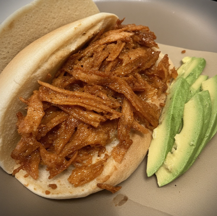 Guacamaya (León Guanajuato Pork Rind Torta)