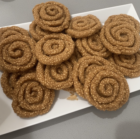 Chebakia (Morocco - Ramadan sesame cookies)