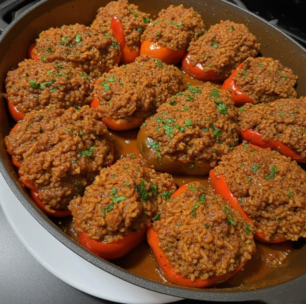 Felfel Mahshi (Egypt - stuffed peppers)