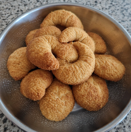 Kalbelouz (Algeria - almond cookies)